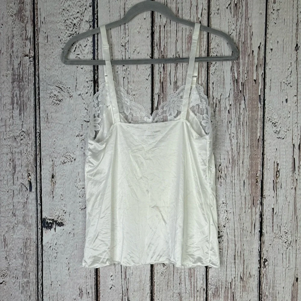 Vintage Lorraine‎ Chemise Lingerie Top Size 38 White Lace Trim Adjustable Straps